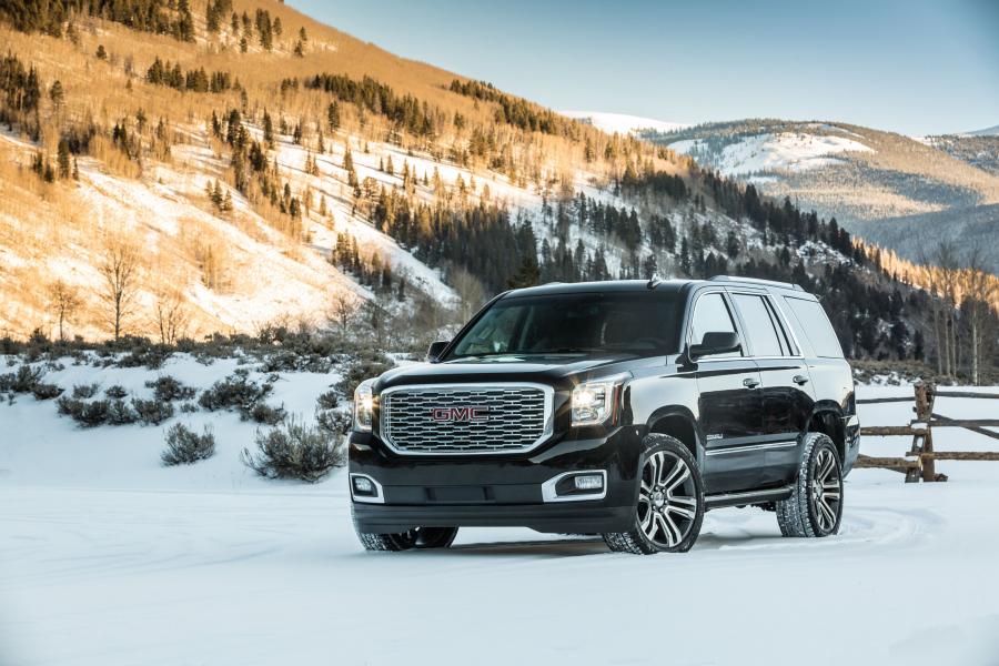  GMC Yukon Denali (GMTK2UG) 2017 года  (фото 8 из 28)